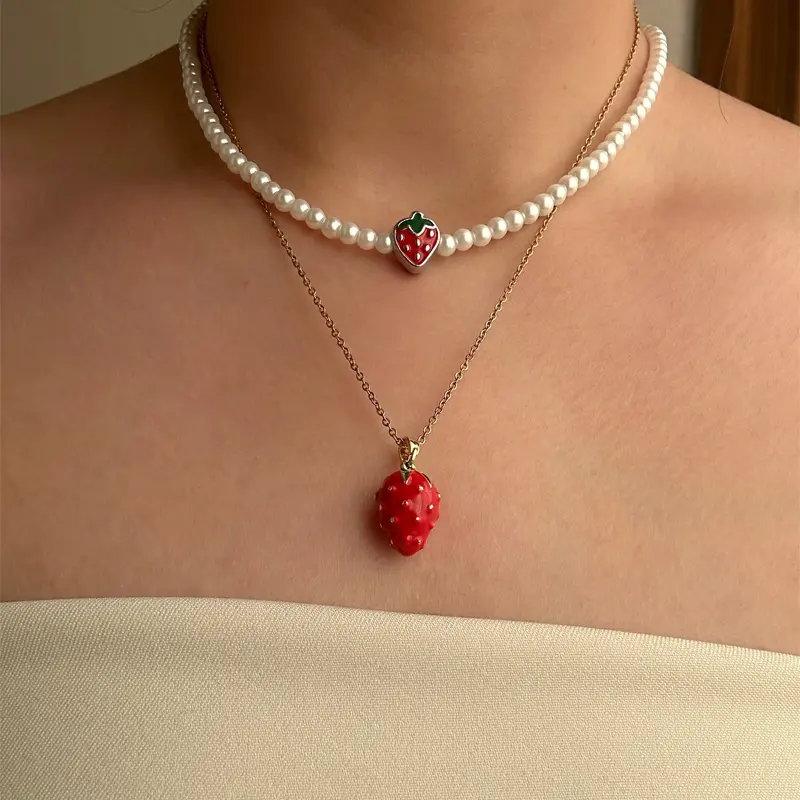 گردنبند توت فرنگی